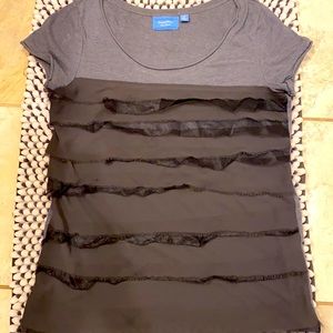 Simply vera vera Wang top size medium